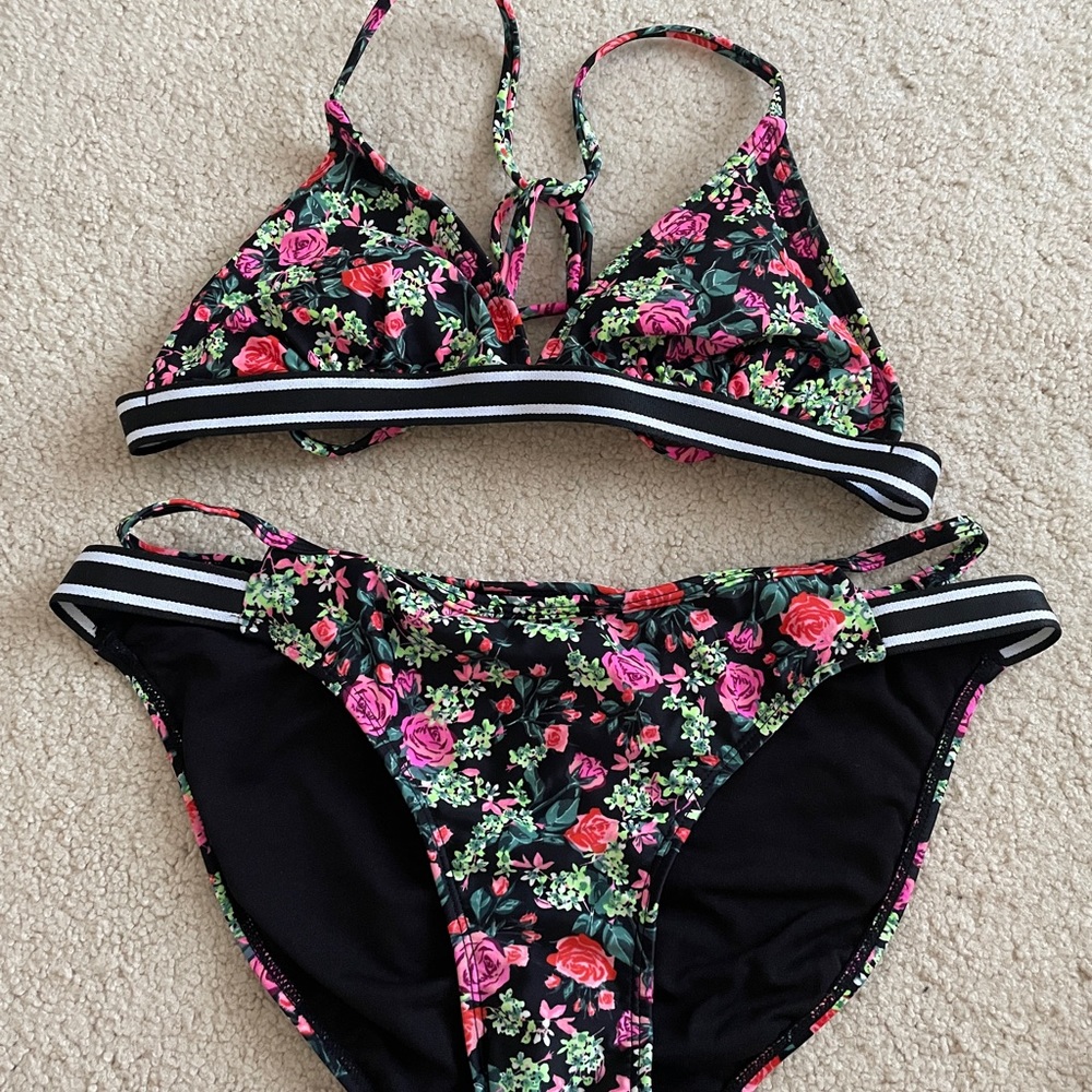 Xhilaration floral bikini bathing suit